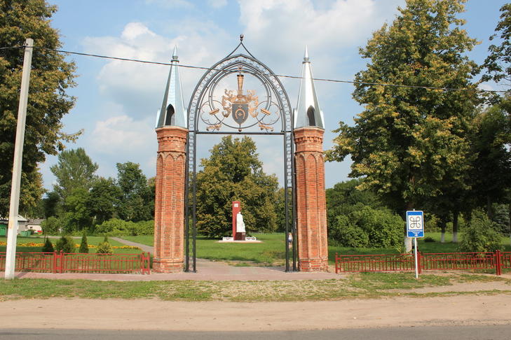 Усадьба Лопатинских: брама